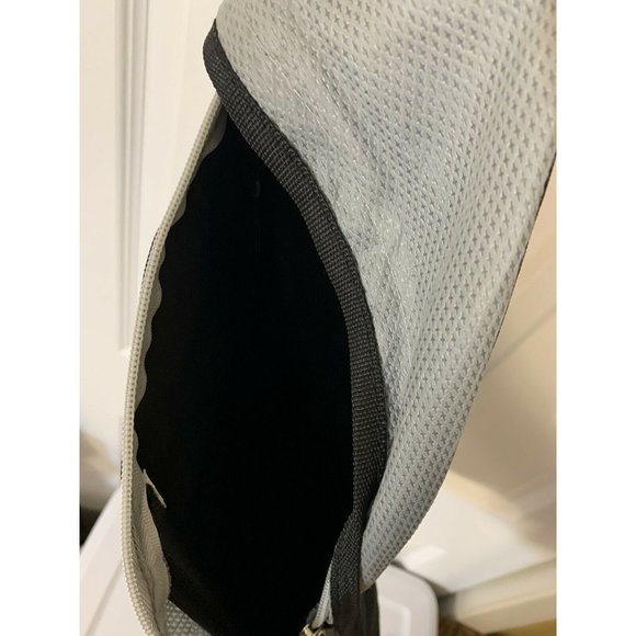 Texas A&M sling backpack Black White Gray‎ - Picture 5 of 6